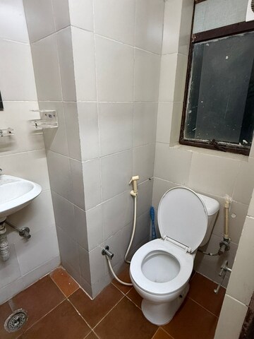 1 RK Apartment For Rent in Suncity Essel Tower, Sector 28