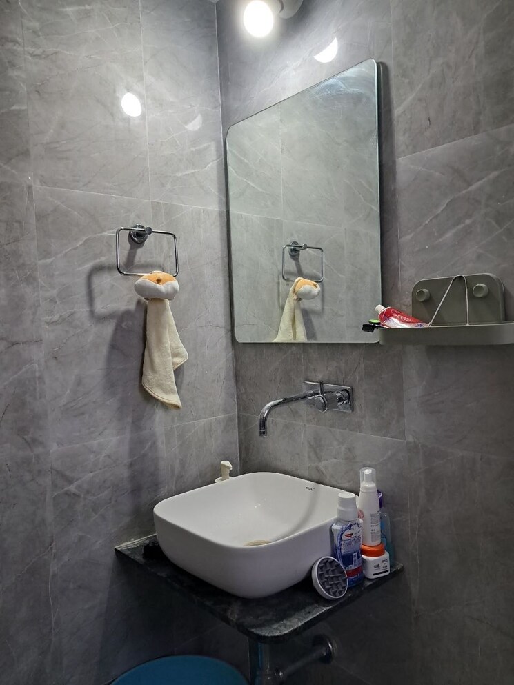 Bathroom, koregaon park annexe 1 Bedroom 450 Sq.Ft. Apartment In Koregaon Park Annexe Pune 9586206