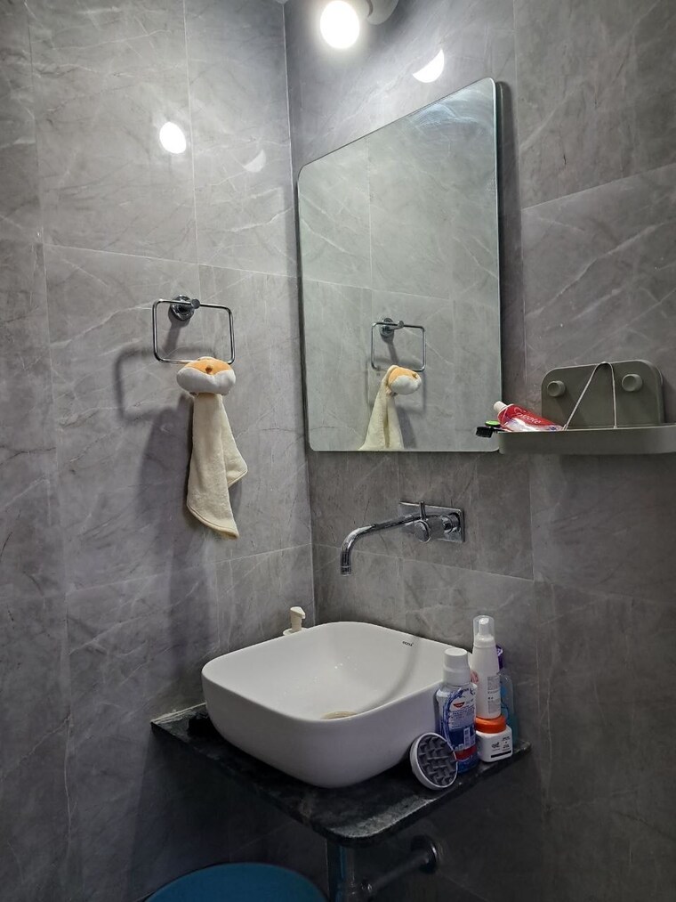 Bathroom, koregaon park annexe 1 Bedroom 450 Sq.Ft. Apartment In Koregaon Park Annexe Pune 9586206