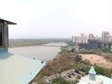 Plot Area in 3 BHK Apartment at NRI Complex Phase 2, Seawoods – for Sale