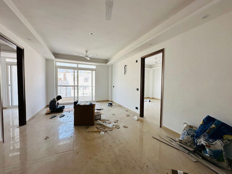 Room, saket 3 Bedroom 1300 Sq.Ft. Builder Floor In Saket Delhi 9586306