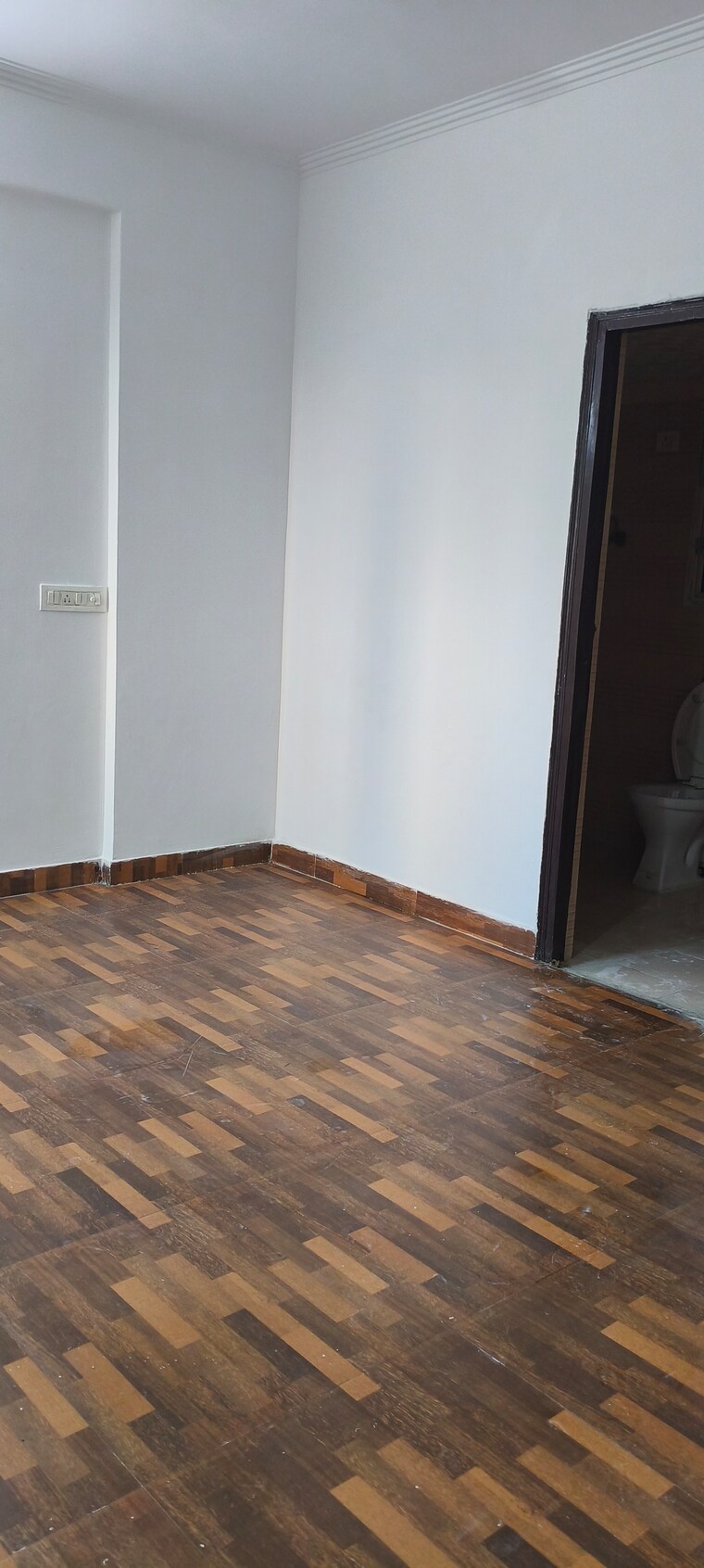 Room, gardenia-gateway 3.5 Bedroom 1700 Sq.Ft. Apartment In Sector 75 Noida 9586310