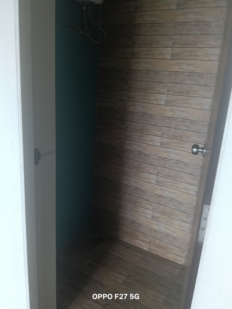 Room, lodha-crown-quality-homes 1 Bedroom 317 Sq.Ft. Apartment In Majiwada Thane 9586325