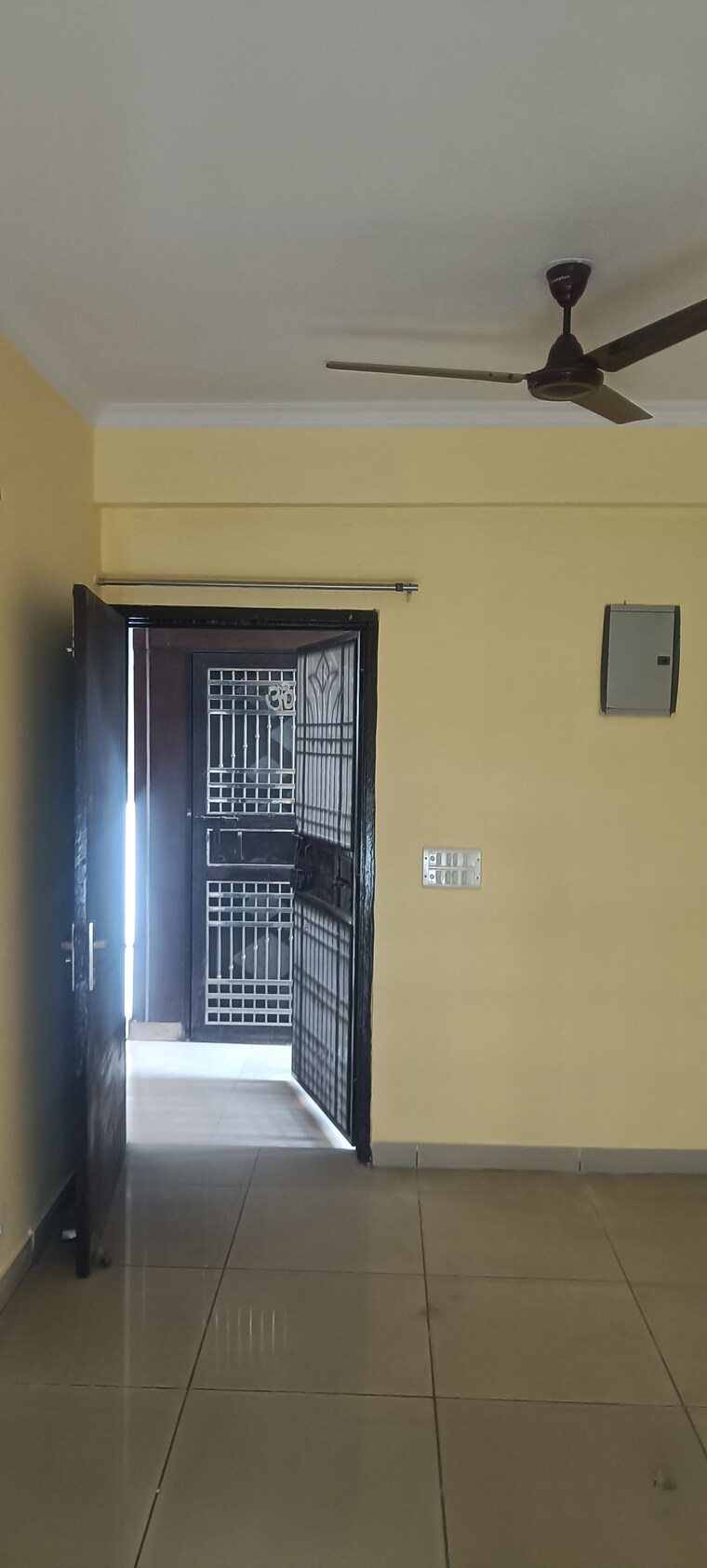 Room, panchsheel-greens 2 Bedroom 728 Sq.Ft. Apartment In Sector 16 Greater Noida Greater Noida 9586347