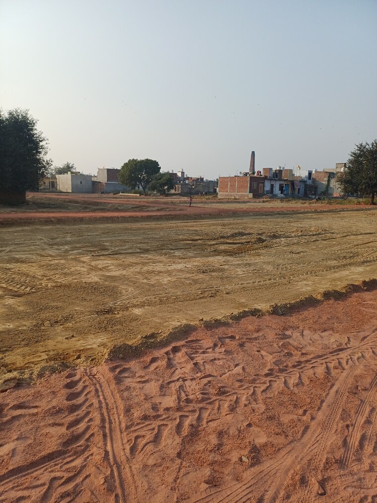 undefined, bhopani  136 Sq.Yd. Plot In Bhopani Faridabad 9586337