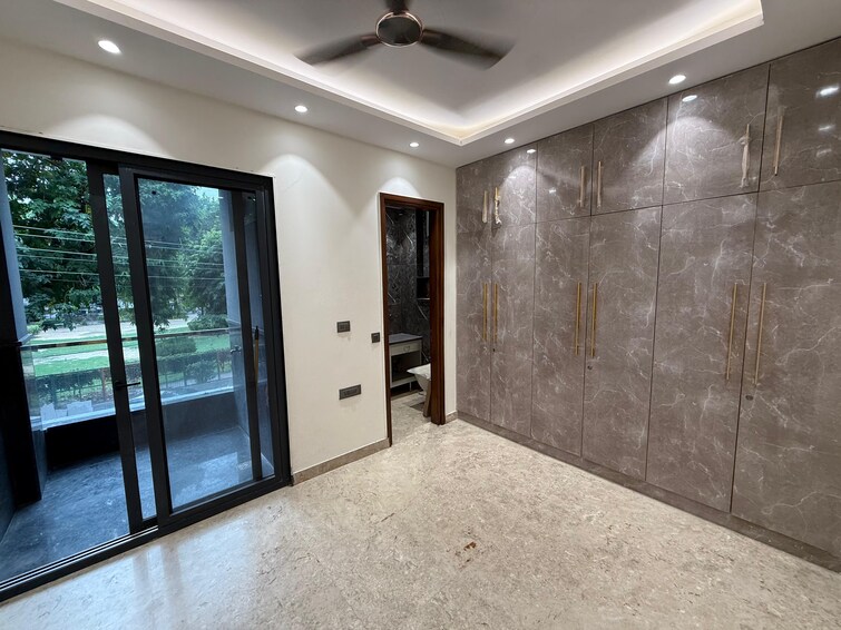 Cover Image, lajpat nagar 2 Bedroom 900 Sq.Ft. Builder Floor In Lajpat Nagar Delhi 9586311