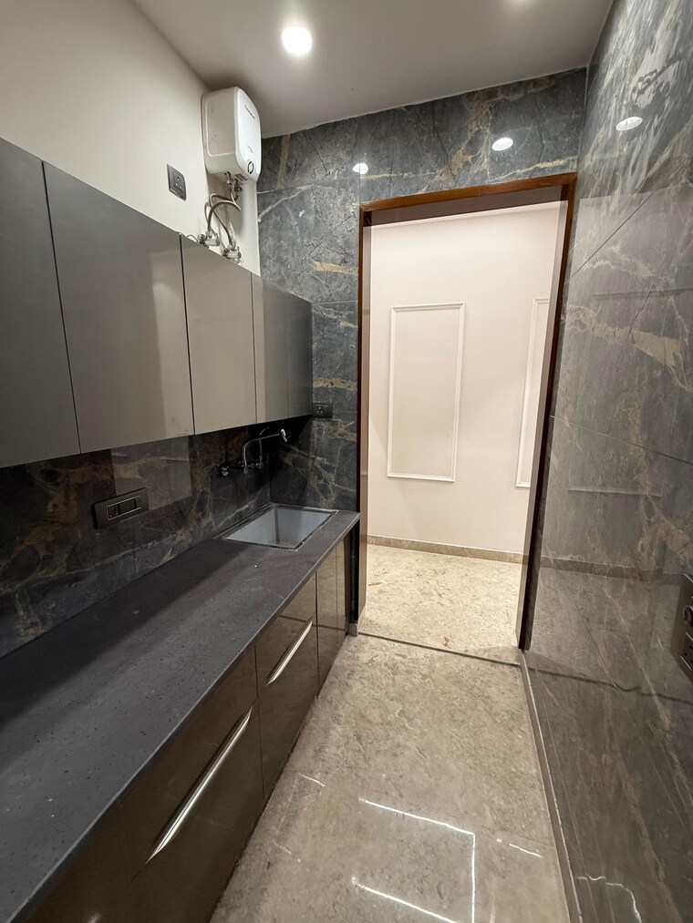 Kitchen, lajpat nagar 2 Bedroom 900 Sq.Ft. Builder Floor In Lajpat Nagar Delhi 9586311