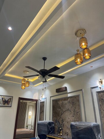 Furnished Amenities in 6+ BHK Villa at Vardhman Nagar – for Sale