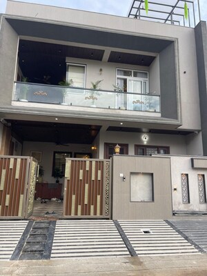 6+ BHK Villa – Exterior View View at Vardhman Nagar - for Sale