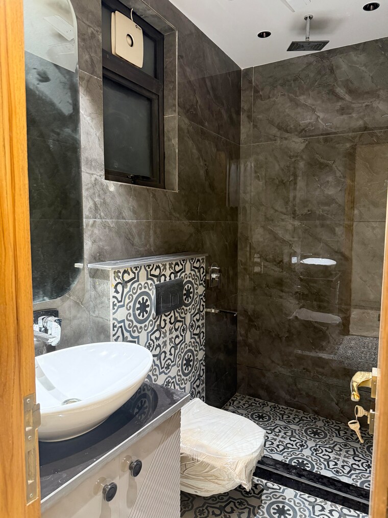 Kitchen, lajpat nagar 2 Bedroom 900 Sq.Ft. Builder Floor In Lajpat Nagar Delhi 9586353