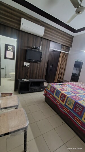 Furnished Amenities in 1 RK Apartment at Sector 31 – for Rent