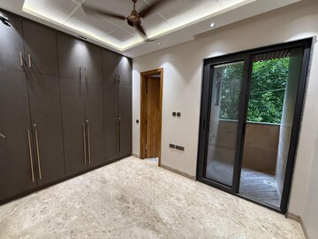 Room in 2 BHK Builder Floor at Lajpat Nagar – for Sale