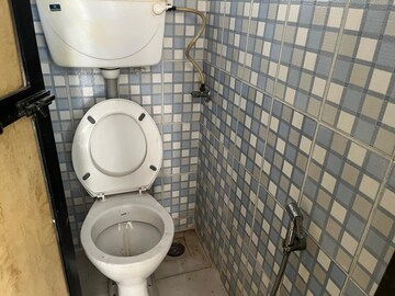 Bathroom in 1 BHK Apartment at Shah Complex 3, Sanpada – for Sale