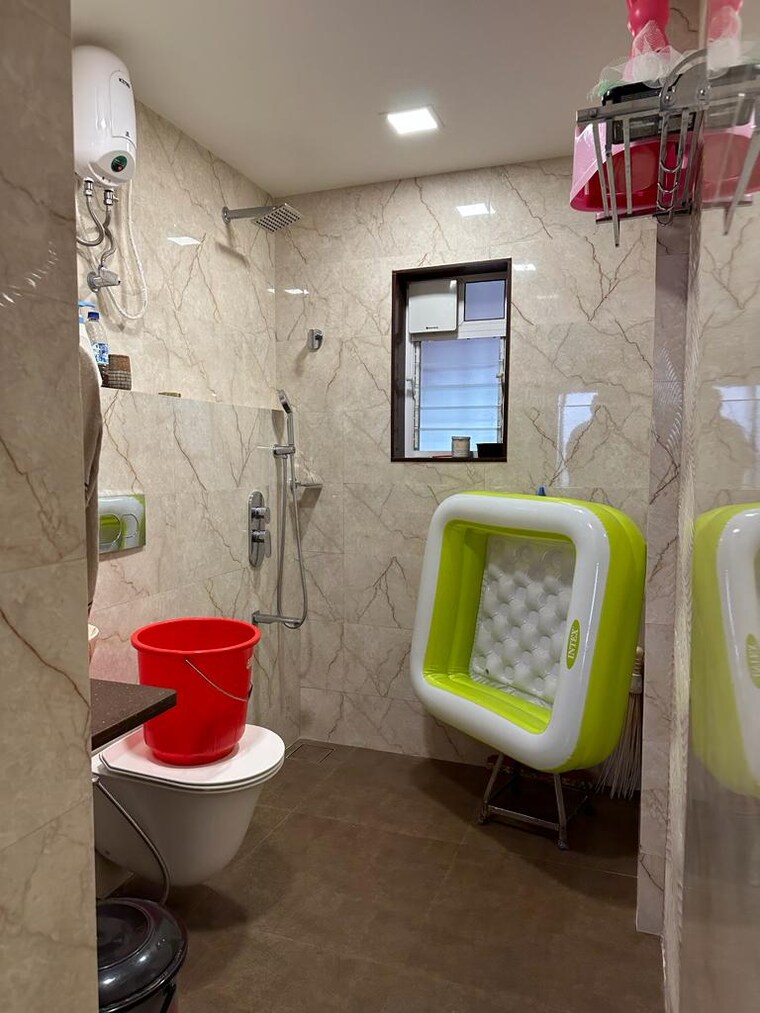 Bathroom, shangrila-chs-azad-nagar-colaba 2 Bedroom 1050 Sq.Ft. Apartment In Azad Nagar Colaba Mumbai 9586425