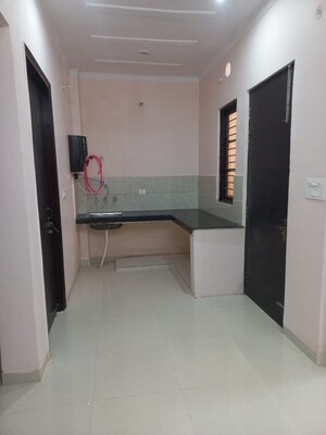 Lift in 3 BHK Independent House at Gomti Nagar – for Rent