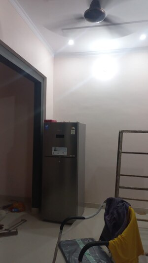 Room in 3 BHK Independent House at Gomti Nagar – for Rent