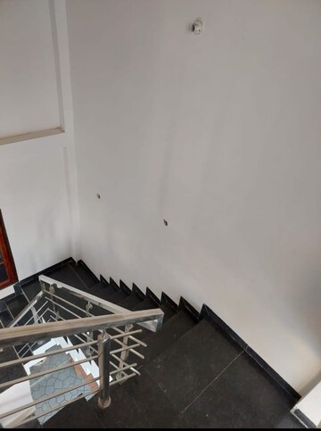 Furnished Amenities in 3 BHK Independent House at Gomti Nagar – for Rent