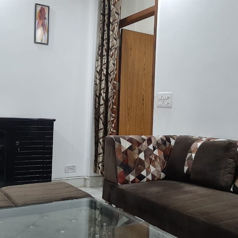 Living Room, lajpat nagar i 2 Bedroom 900 Sq.Ft. Builder Floor In Lajpat Nagar I Delhi 9586519