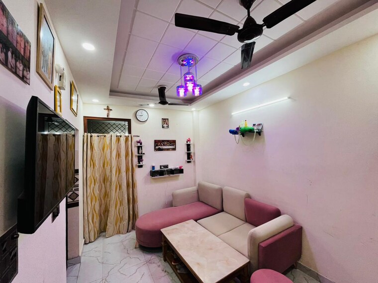 Living Room, madangir 1 Bedroom 50 Sq.Yd. Independent House In Madangir Delhi 9586560