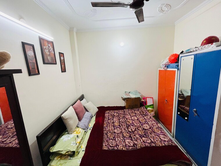 Bedroom, madangir 1 Bedroom 50 Sq.Yd. Independent House In Madangir Delhi 9586560
