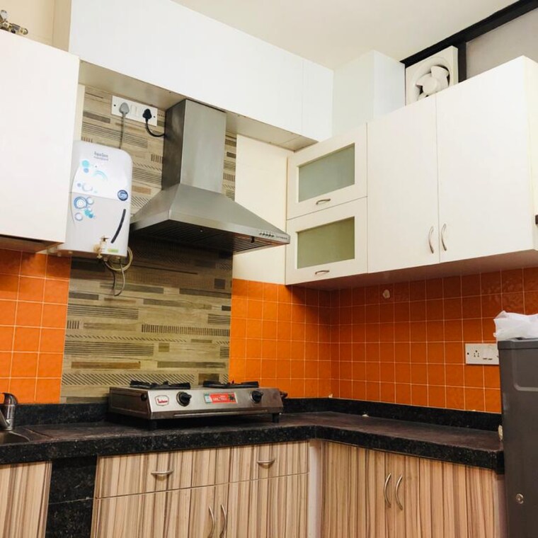 Kitchen, lajpat nagar i 1 Bedroom 500 Sq.Ft. Builder Floor In Lajpat Nagar I Delhi 9586590