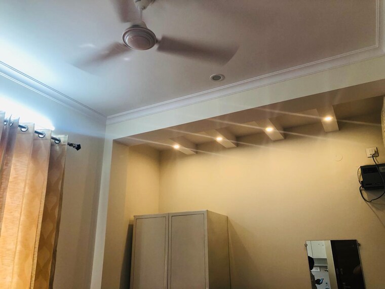 undefined, jal-vihar-colony 1 RK 350 Sq.Ft. Penthouse In Sector 46 Gurgaon 9586600