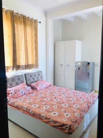 Bedroom in 1 RK Penthouse at Jal Vihar Colony, Sector 46 – for Rent