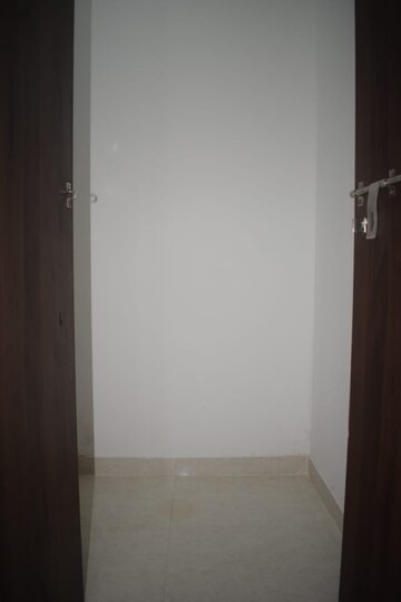 Room in 1 BHK Apartment at Kothari Tingre The Rose, Dhanori – for Rent