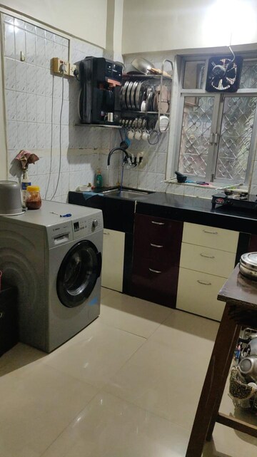 Team Area in 1 BHK Apartment at Om Nagar CHS, Andheri East – for Rent