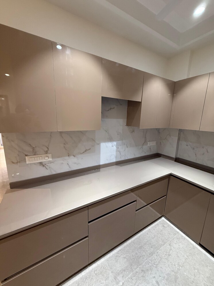 Kitchen, lajpat nagar 2 Bedroom 900 Sq.Ft. Builder Floor In Lajpat Nagar Delhi 9586576