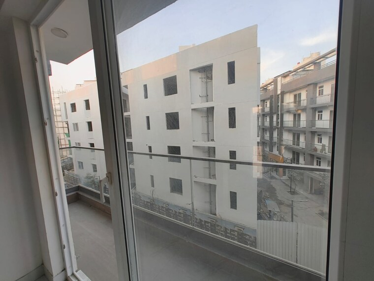 Balcony, smart-world-gems 2.5 Bedroom 1158 Sq.Ft. Apartment In Sector 89 Gurgaon 9586628