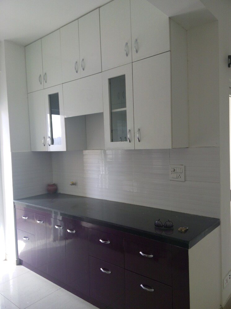 Kitchen, gulshan-vivante 2.5 Bedroom 1110 Sq.Ft. Apartment In Sector 137 Noida 9585023