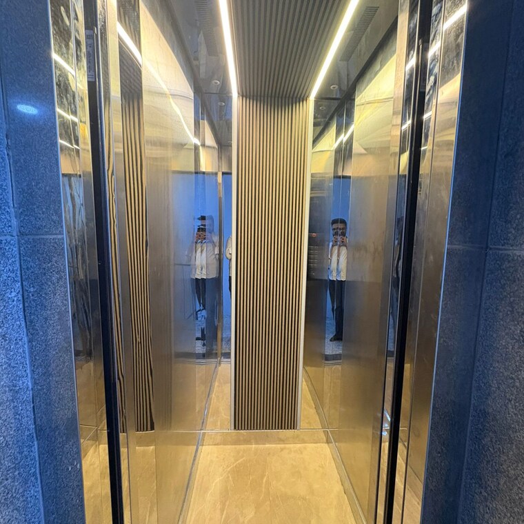 Other, lajpat nagar 3 Bedroom 1800 Sq.Ft. Builder Floor In Lajpat Nagar Delhi 9586675