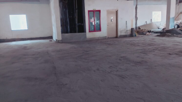 Room, sector 58 Commercial Office Space 16000 Sq.Ft. In Sector 58 Noida 9586852