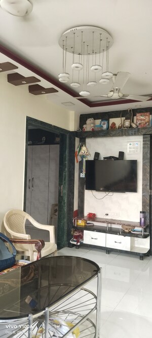 Furnished Amenities in 1 RK Apartment at Karma Vihar, Ghatkopar East – for Rent