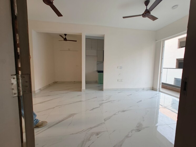 Room, smart-world-gems 2 Bedroom 1158 Sq.Ft. Apartment In Sector 89 Gurgaon 9586956