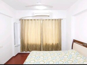 Bedroom in 3 BHK Apartment at Lake Primrose, Powai – for Rent