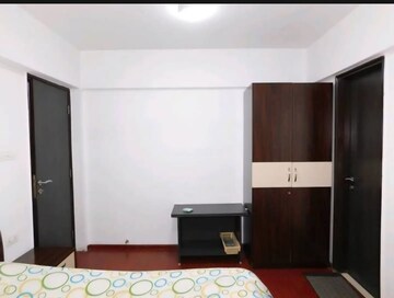 Bedroom in 3 BHK Apartment at Lake Primrose, Powai – for Rent