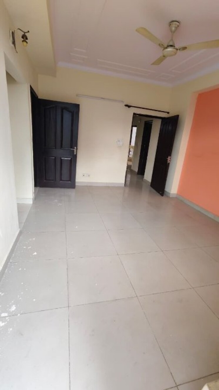 Room, angel-jupiter 2.5 Bedroom 1285 Sq.Ft. Apartment In Ahinsa Khand 2 Ghaziabad 9586988