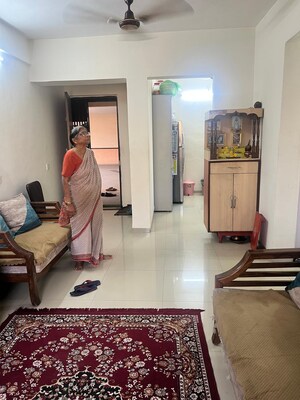 Bedroom in 1 BHK Apartment at Mahalaxmi Towers, Ghodbunder Road – for Rent