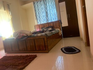 Bedroom in 3 BHK Apartment at Koregaon Park Annexe – for Rent