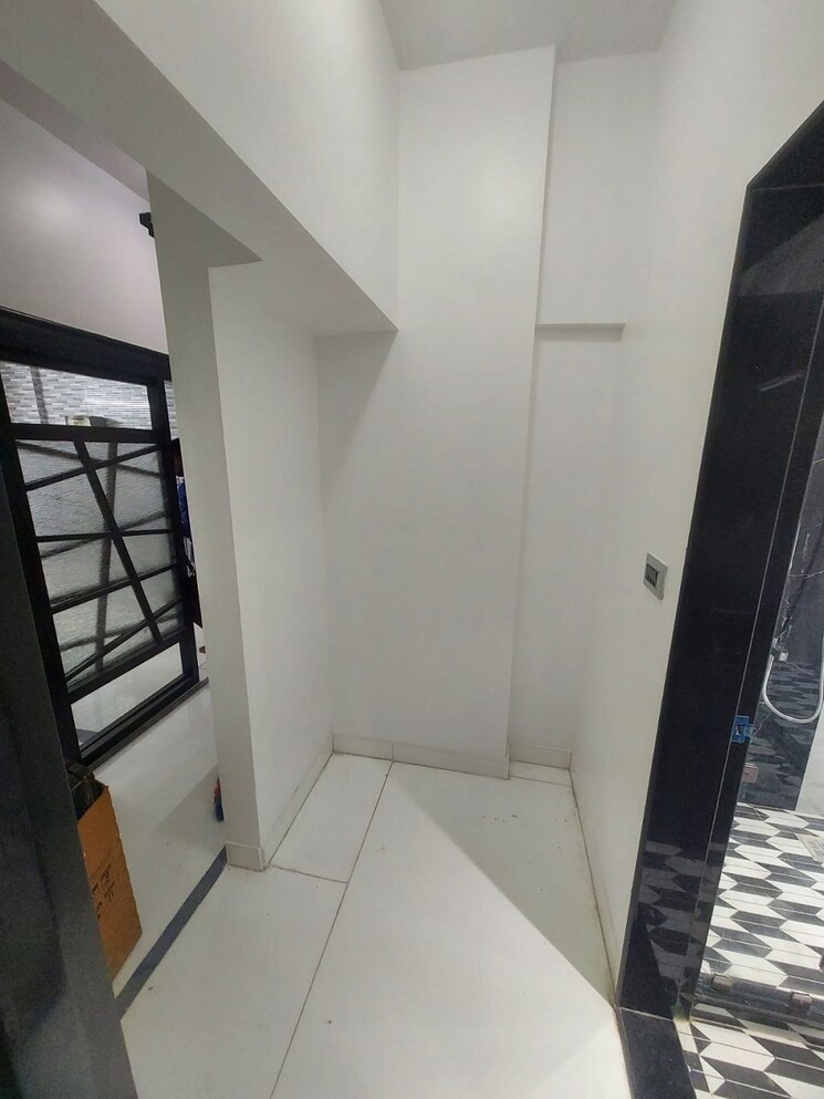 undefined, khar west 2 Bedroom 700 Sq.Ft. Apartment In Khar West Mumbai 9587085