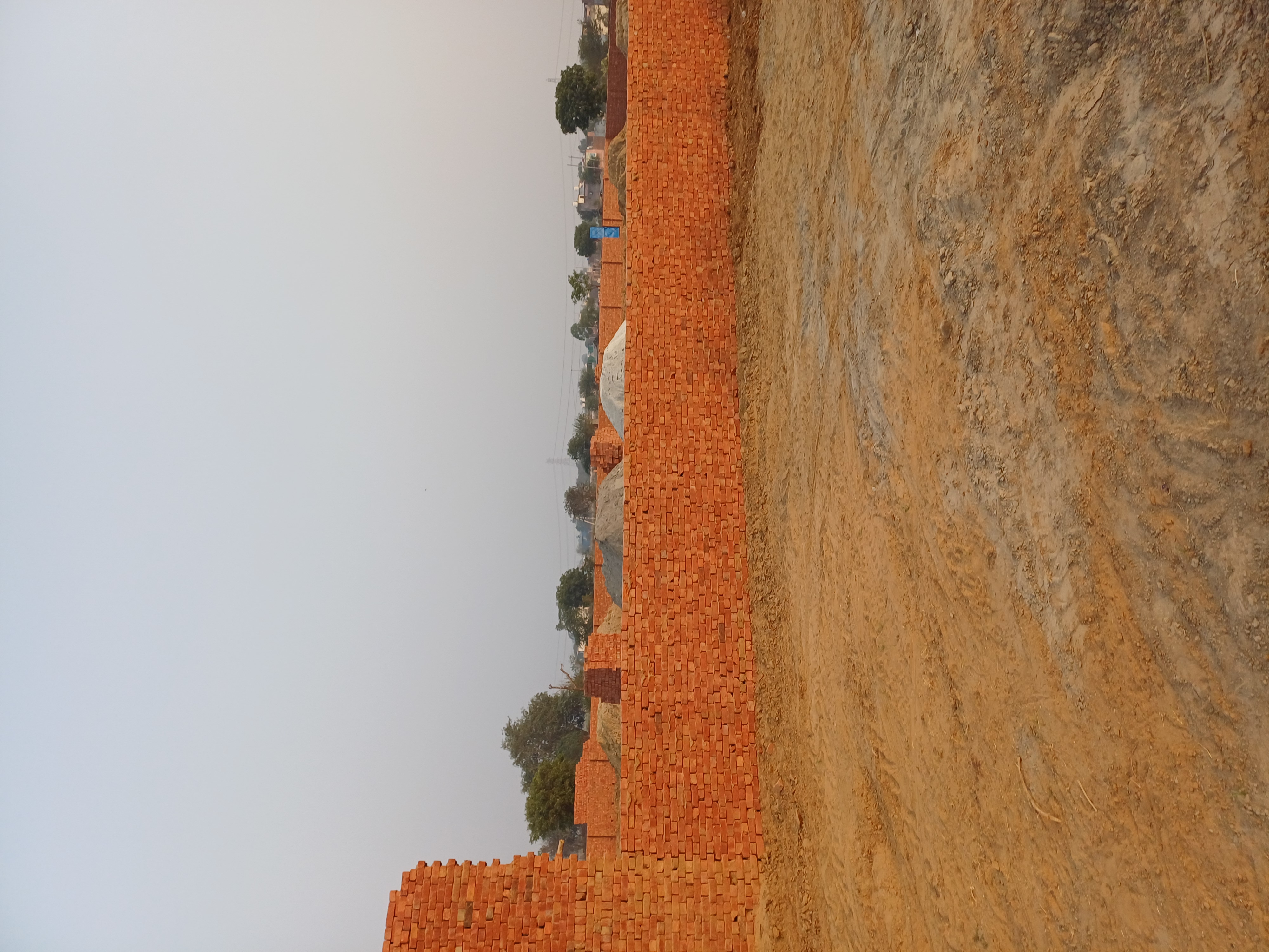 Plot For Sale in Nacholi