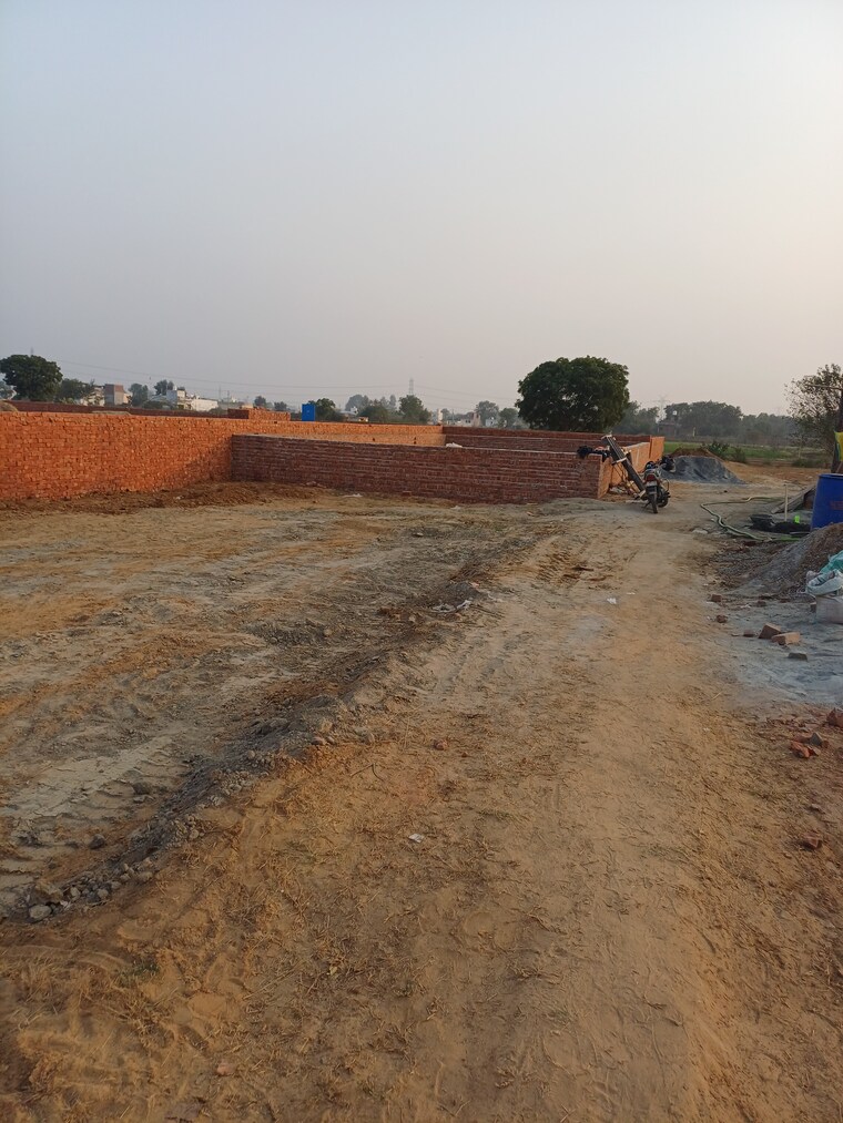 undefined, nacholi  50 Sq.Yd. Plot In Nacholi Faridabad 9587115