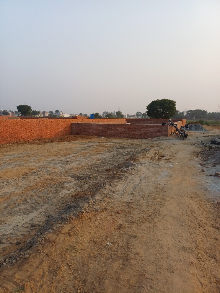 undefined, nacholi  50 Sq.Yd. Plot In Nacholi Faridabad 9587115