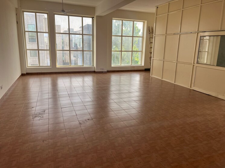 Room, sk-the-grand-city 6 Bedroom 720 Sq.Ft. Independent House In Jewar Greater Noida 9587122