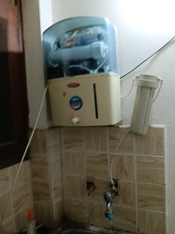 Bathroom in 1 BHK Builder Floor at Ignou Road – for Rent