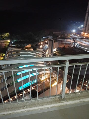 2 BHK Apartment For Rent in Godrej Emerald, Ghodbunder Road