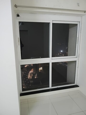 Furnished Amenities in 2 BHK Apartment at Godrej Emerald, Ghodbunder Road – for Rent