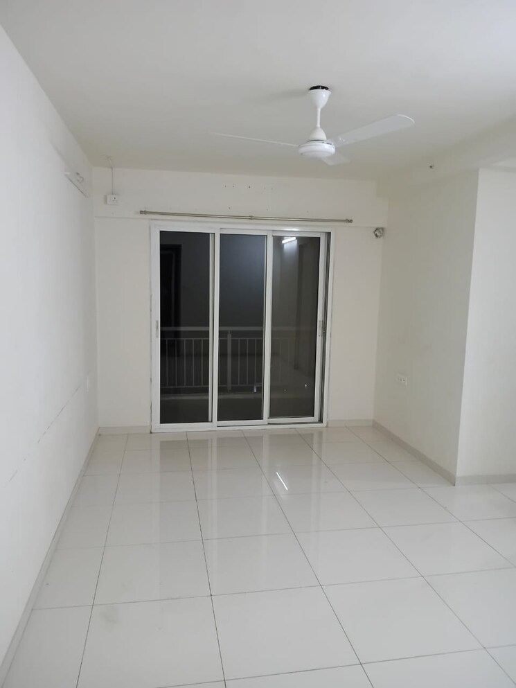 undefined, godrej-emerald 2 Bedroom 708 Sq.Ft. Apartment In Ghodbunder Road Thane 9587186